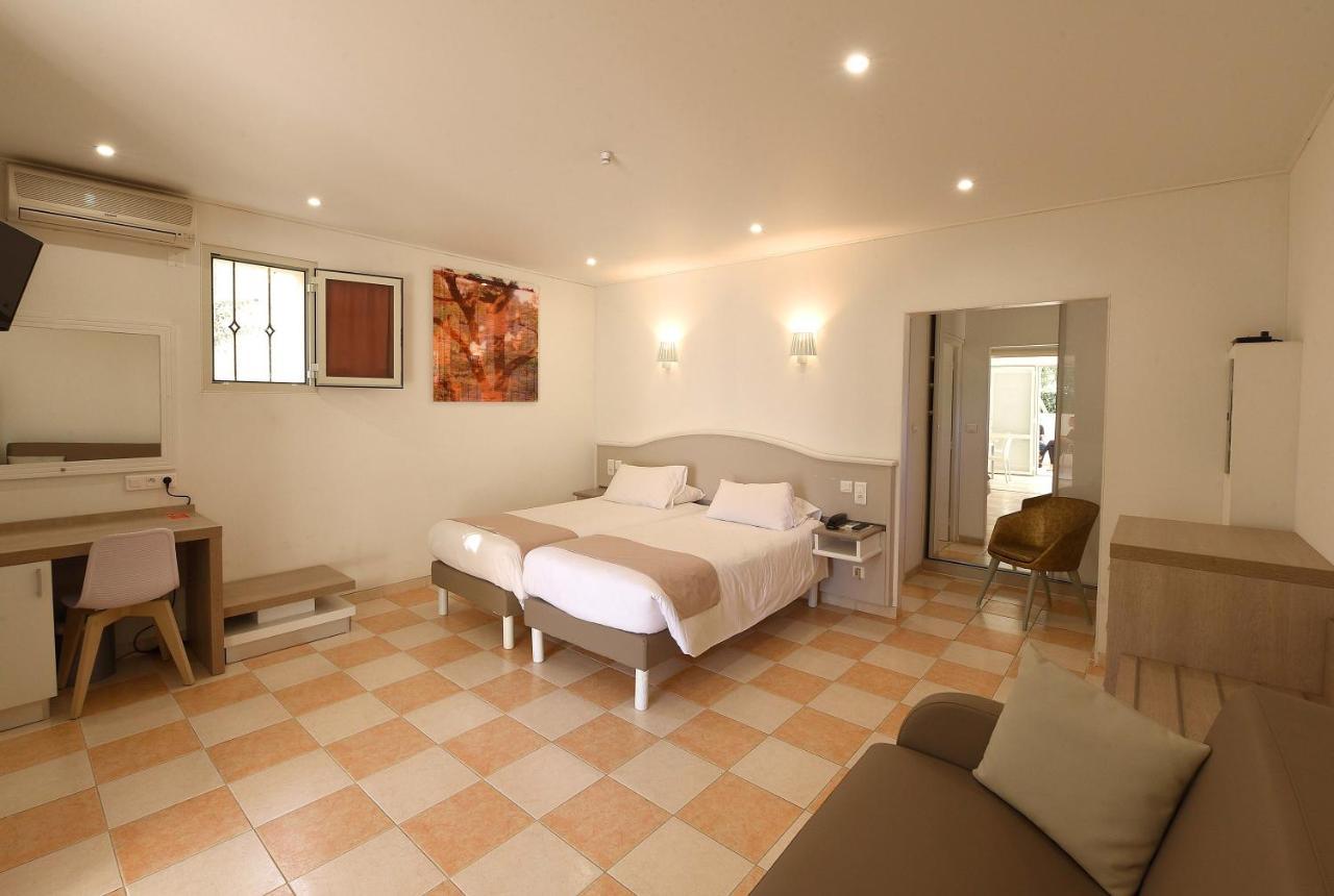 Hotel & Restaurant San Pellegrino Folelli Bagian luar foto